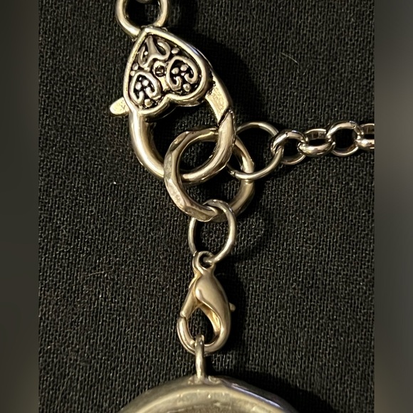 Lanyard Necklace - Picture 10 of 11